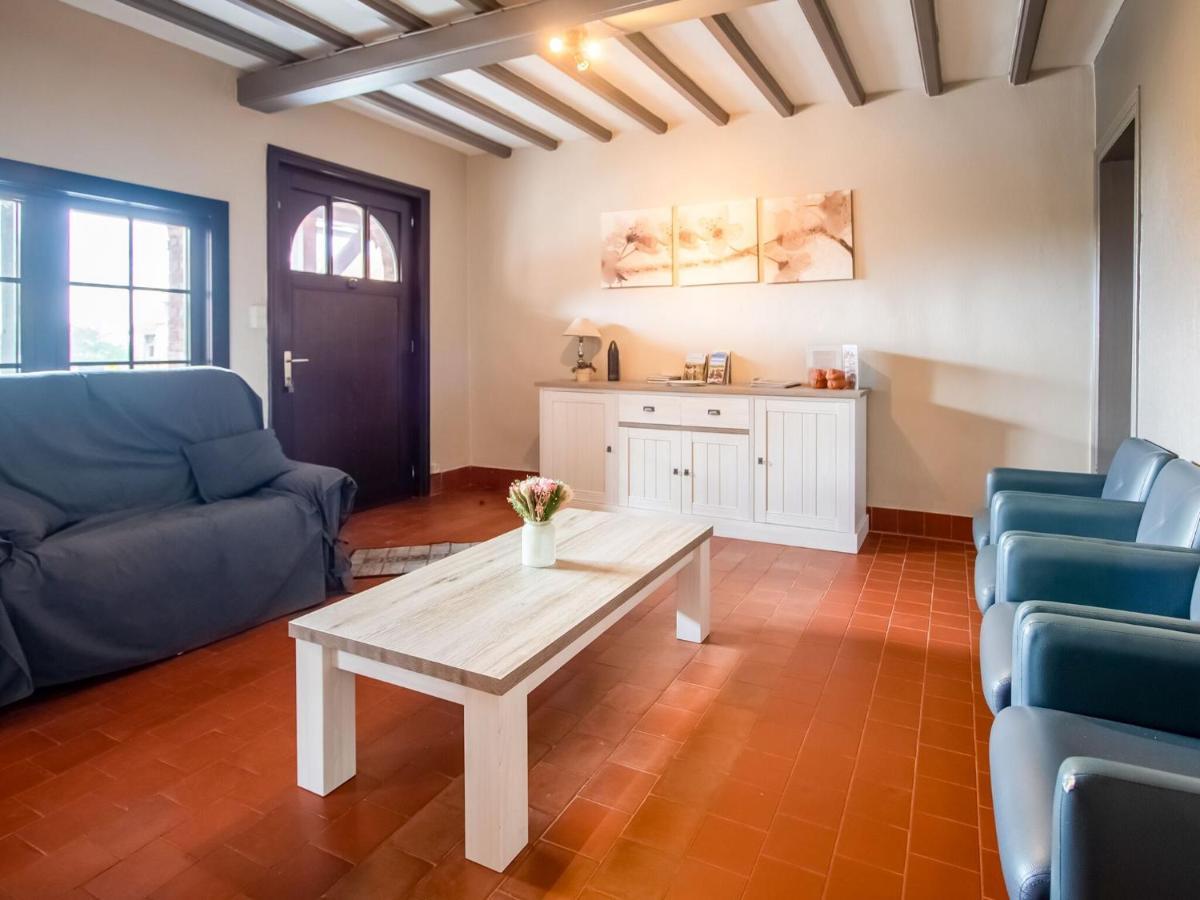 Cozy With Hill View Vakantiehuis *