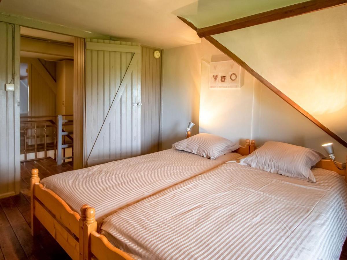 Vakantiehuis Cozy With Hill View